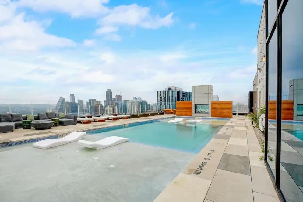 Willa Austin City Limits Rooftop Pool By Barcle Group Zewnętrze zdjęcie